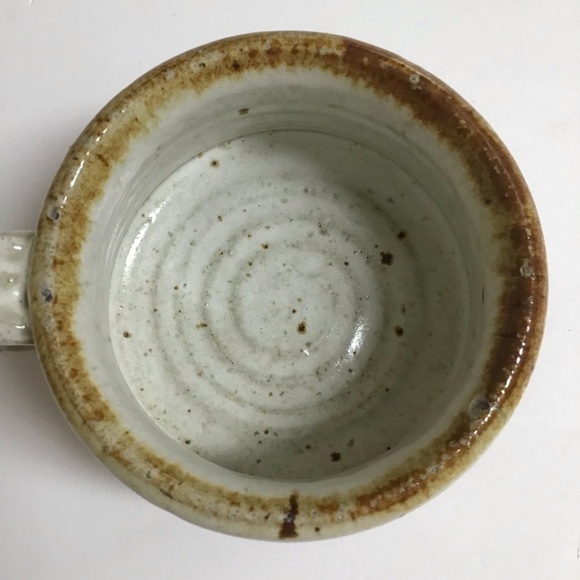 Handmade Studio Pottery Chili Bowl Handle Natural Speckled Glaze Rustic Cabin - Picture 5 of 14